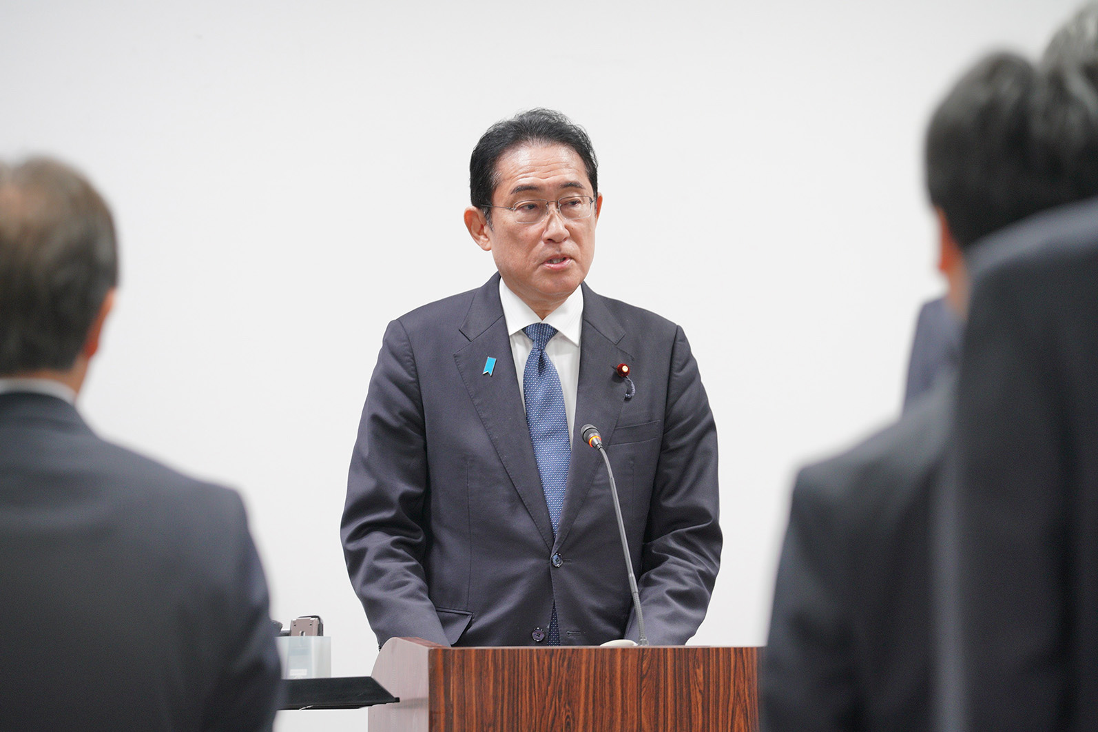 写真：発言する岸田総理