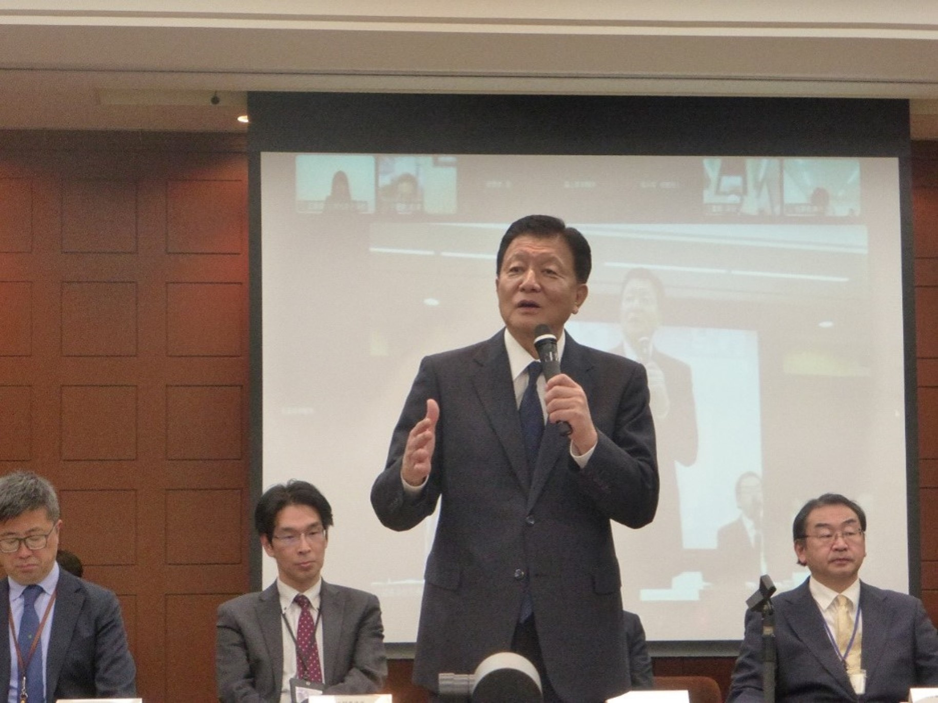 写真：全国感染症危機管理担当部局長会議の様子2