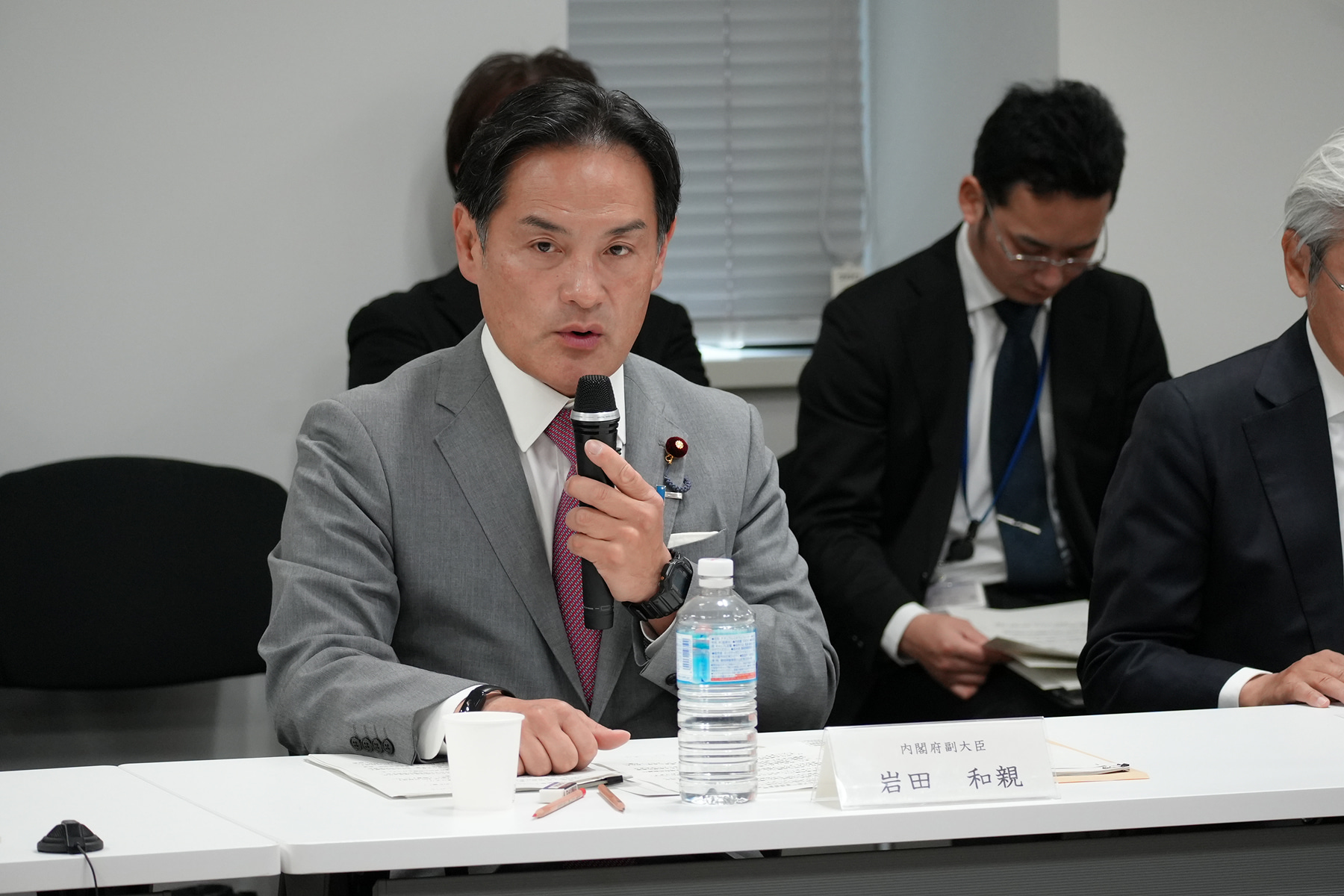 写真:第21回「新型インフルエンザ等対策推進会議」の様子1