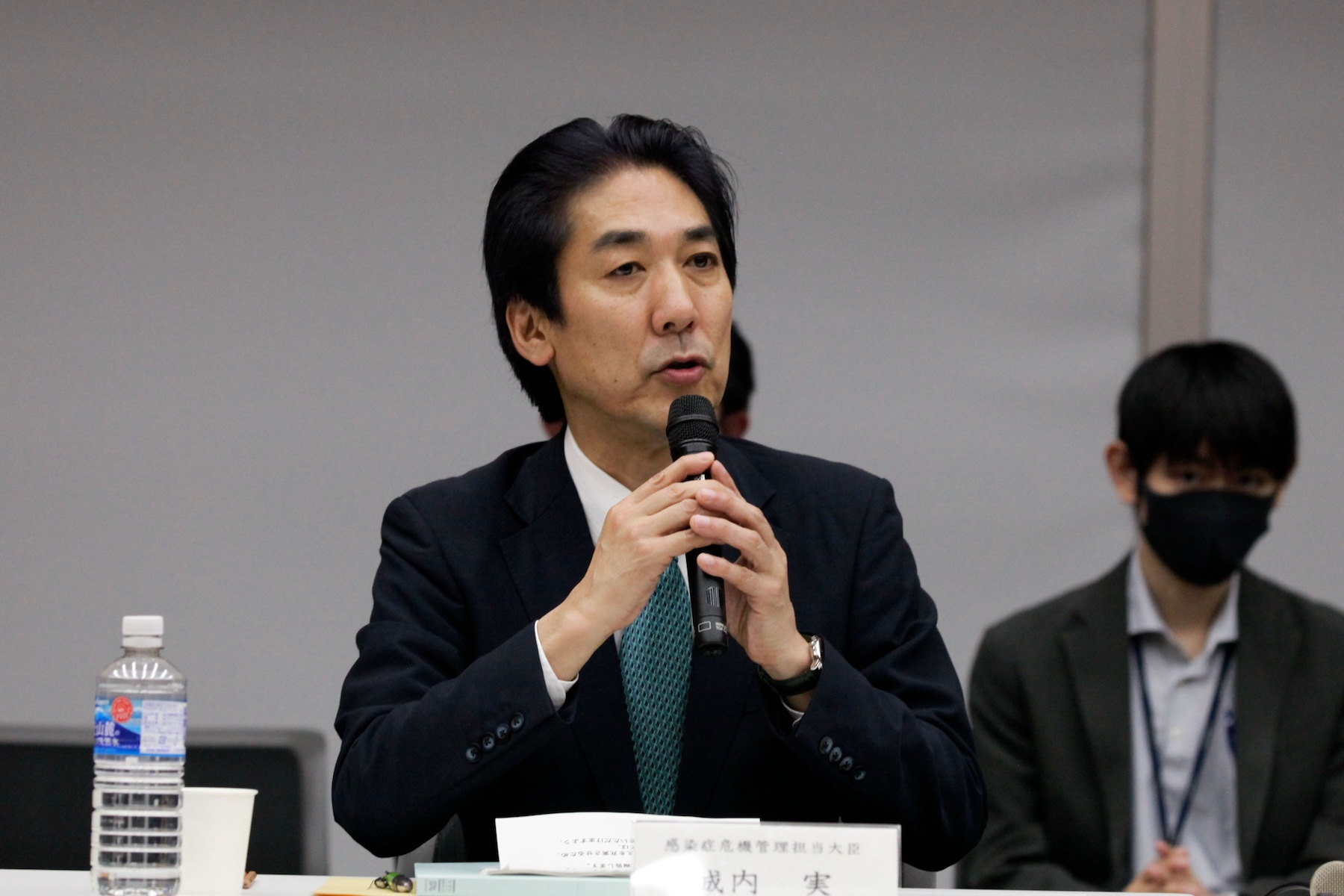 写真:第23回「新型インフルエンザ等対策推進会議」の様子1